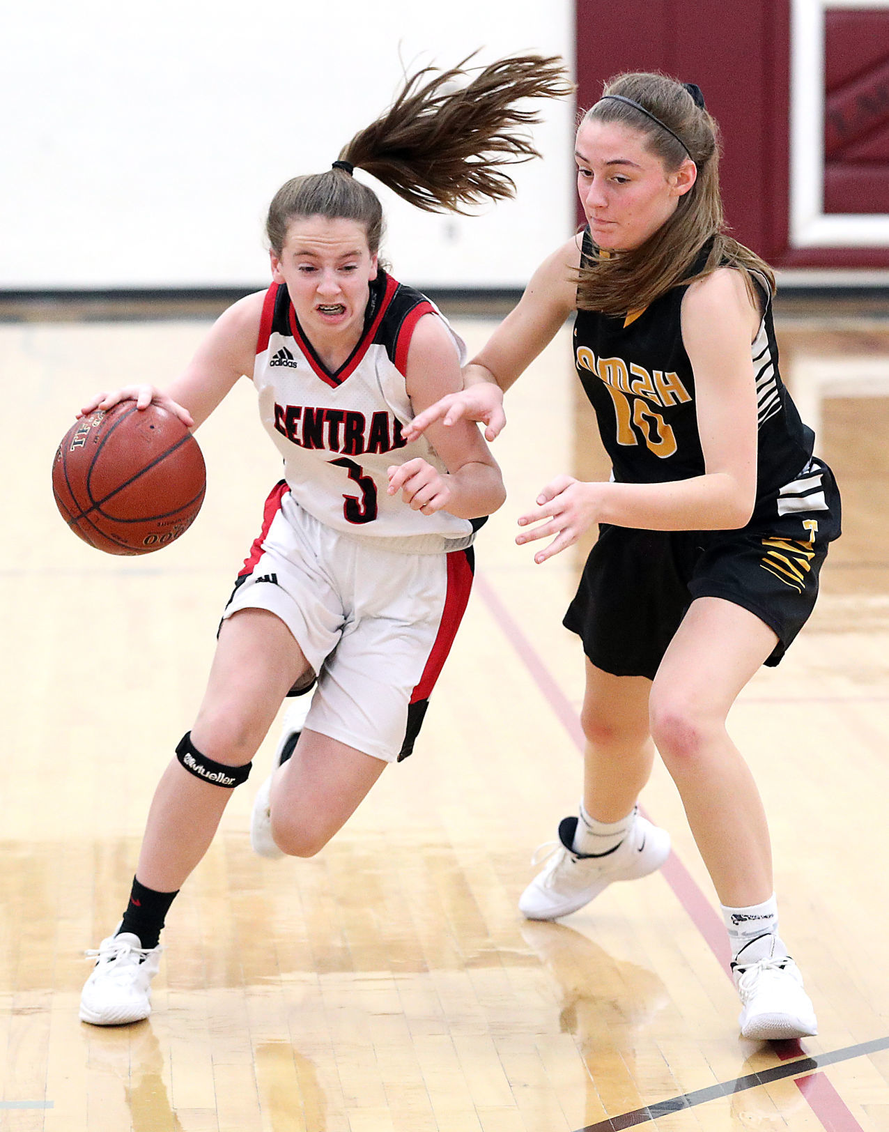Dec 7: La Crosse Central vs Tomah